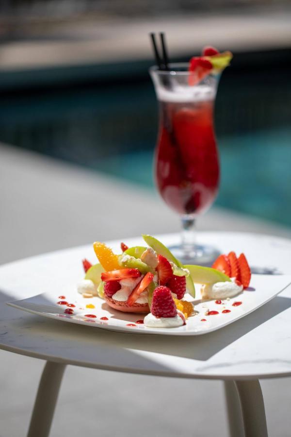 Ac Hotel By Marriott Marseille Prado Velodrome Экстерьер фото