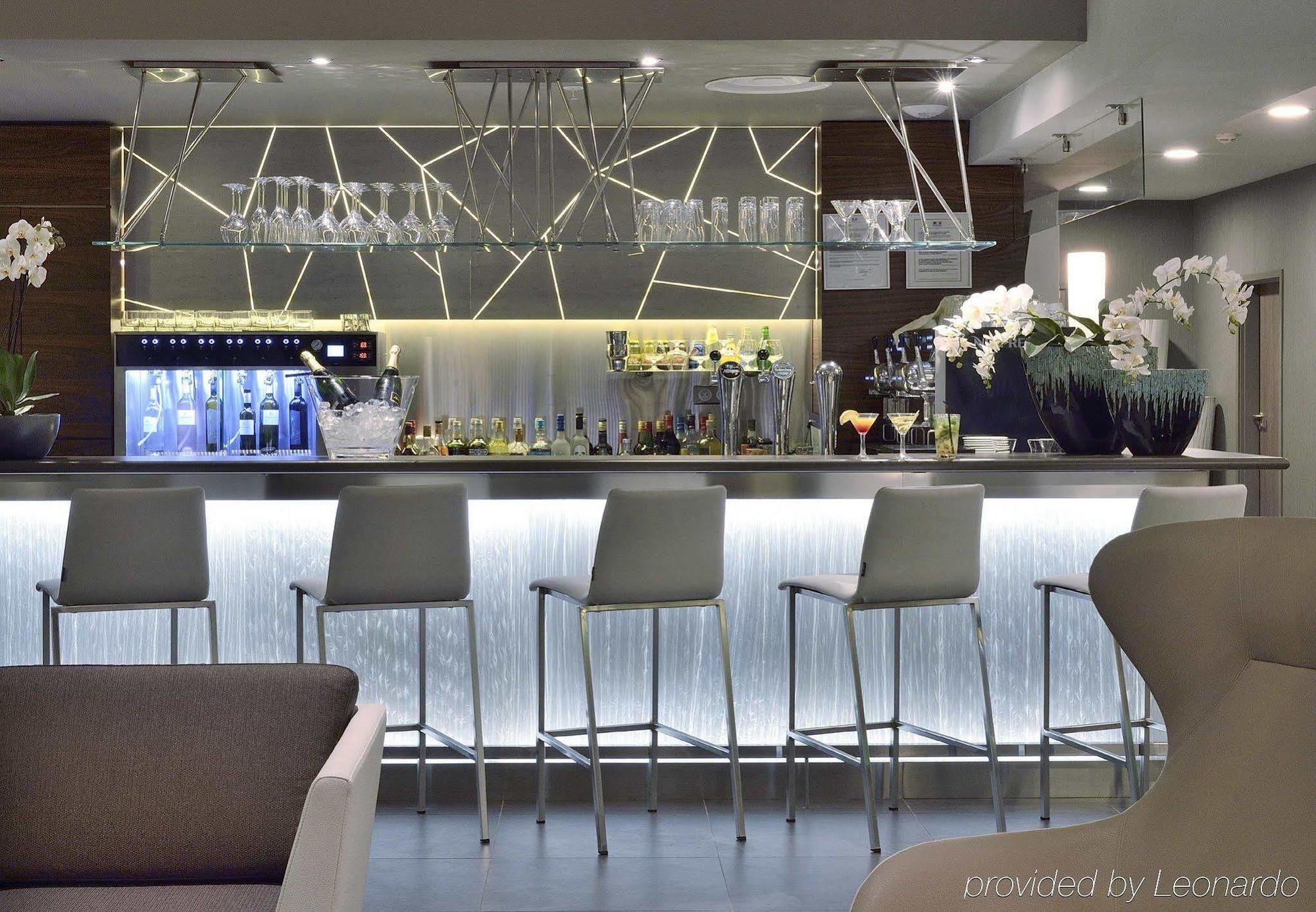 Ac Hotel By Marriott Marseille Prado Velodrome Экстерьер фото